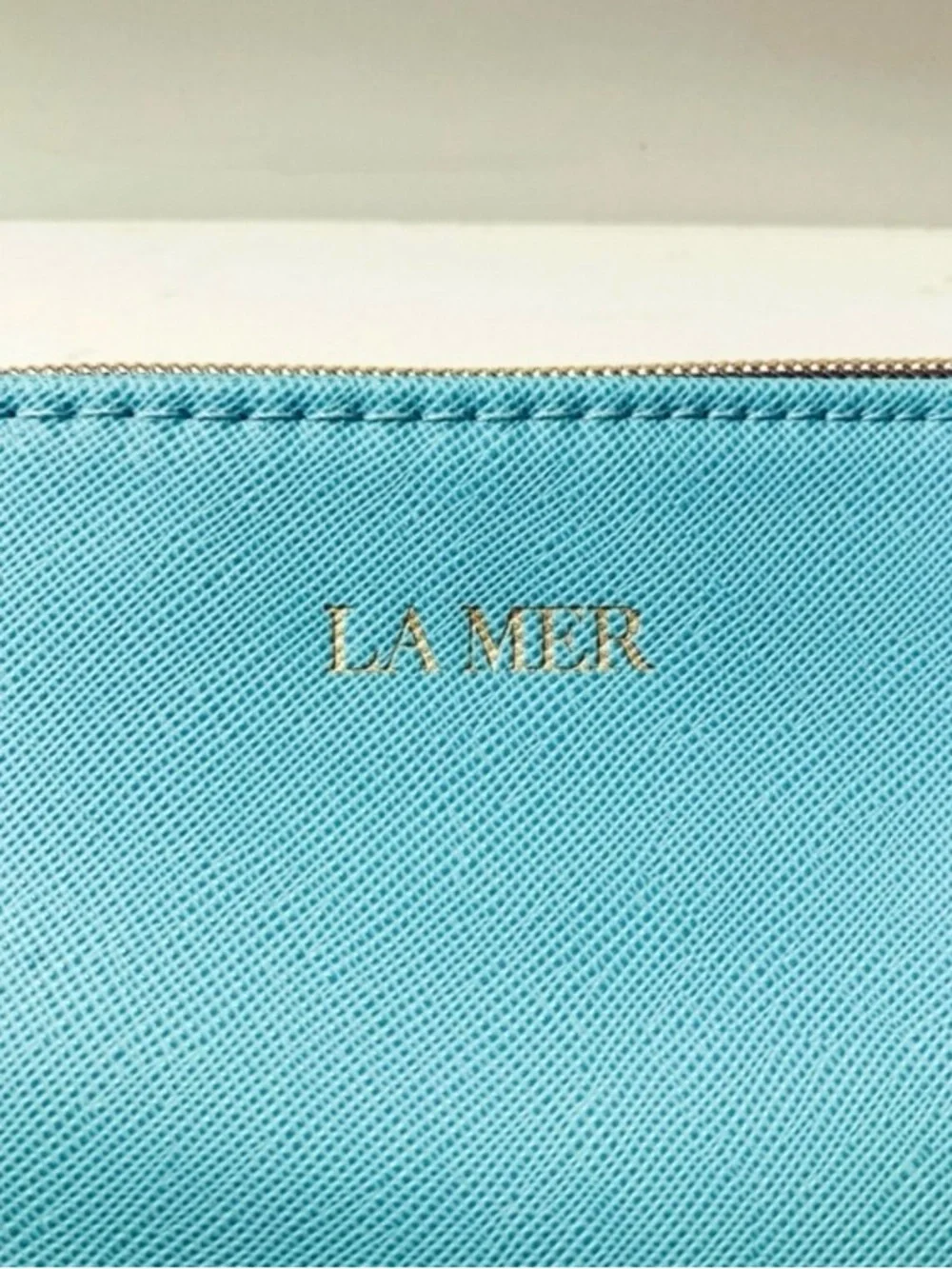 La Mer Cosmetic Makeup Bag — Robin Egg Blue | NWOT